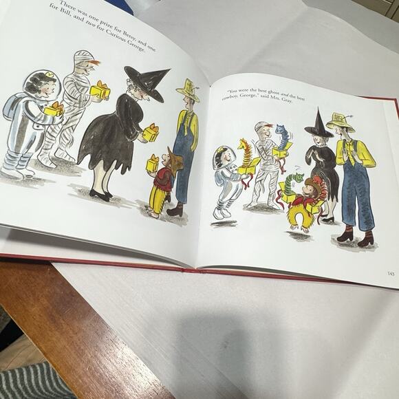 A Treasury of Curious George 8 Stories Margret & H.A. Rey Hardcover W/ Plush Toy - Picture 9 of 10